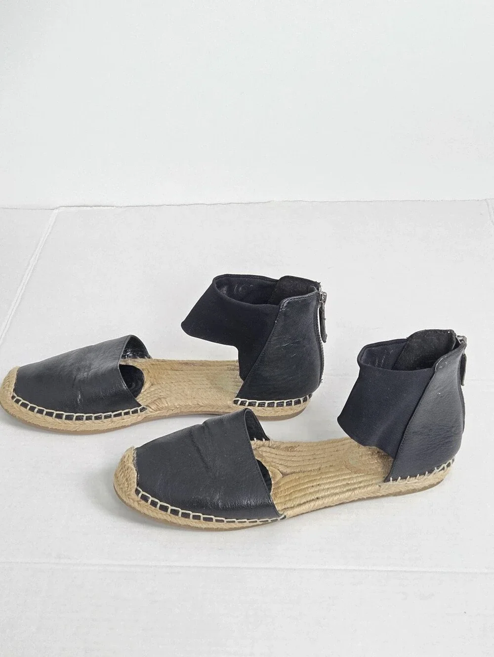 Eileen Fisher Coy Jute Insole Espadrille Black Flat Sandals Size 7.5